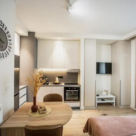 Apartment Injoy